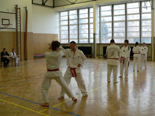 Hanbon kyorugi